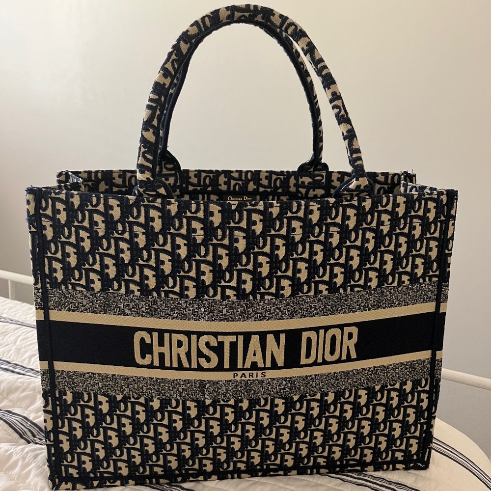 COPY - Dior ** Book Tote